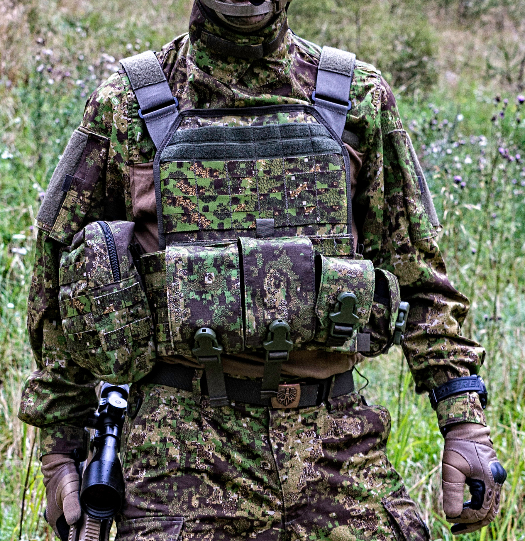 Attrezzatura militare online sales